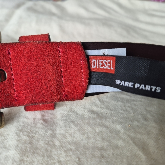 Vintage Diesel Red Suede Belt with Brass Buckle Size 80 . 39 Inch - Picture 5 of 15